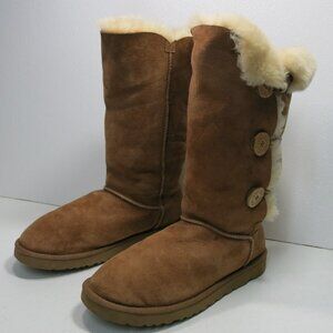 UGG Insulated 1873 Triplet Button Bailey Australia Winter Footwear Women's Sz 10